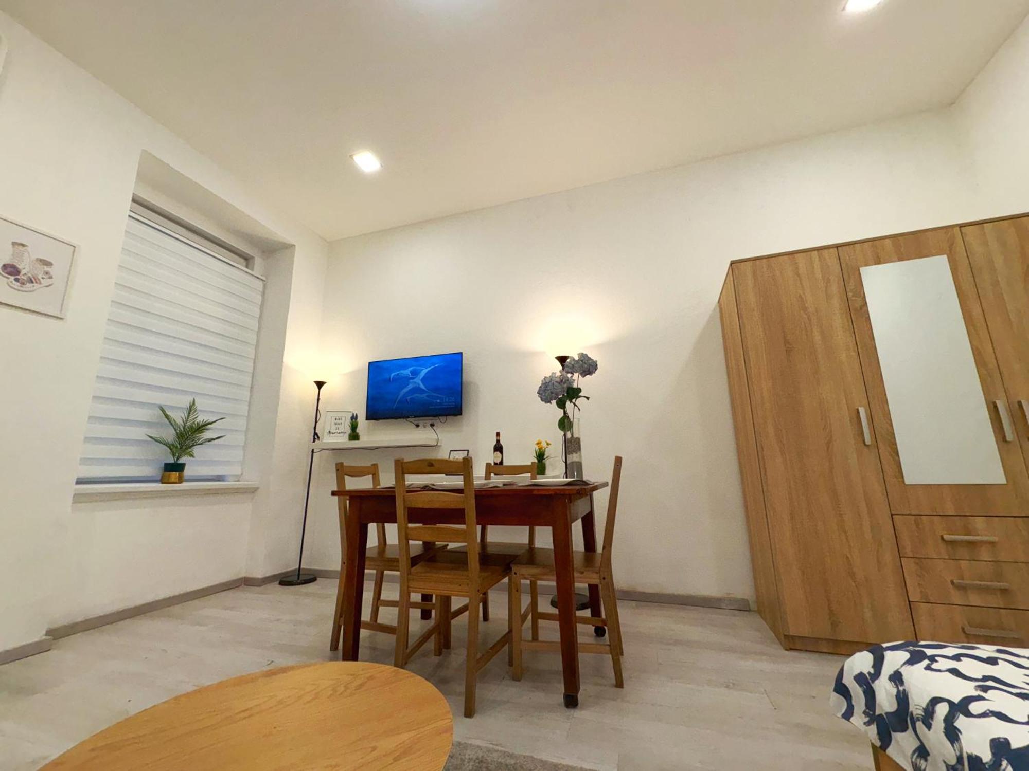 Central Private Apartment-7Pax Budapest Exteriör bild