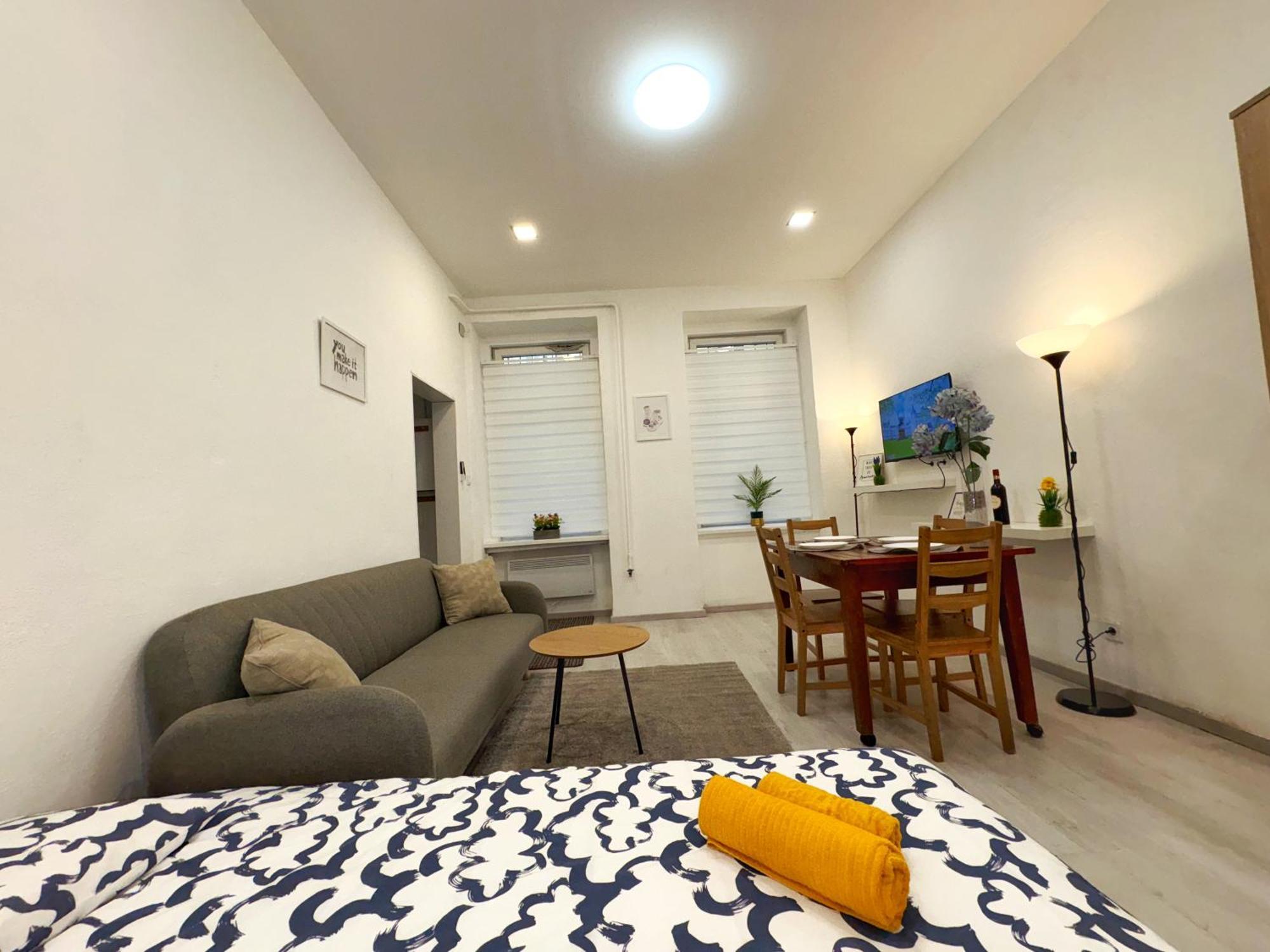 Central Private Apartment-7Pax Budapest Exteriör bild