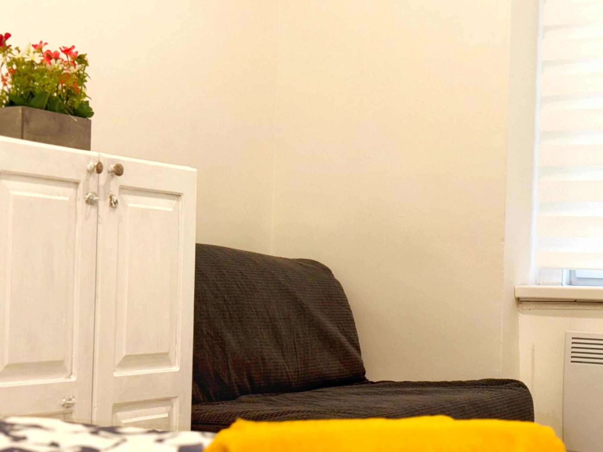 Central Private Apartment-7Pax Budapest Exteriör bild